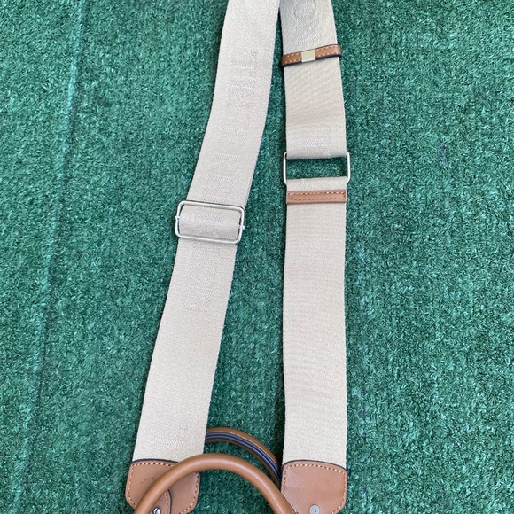 True religion purse - Picture 2 of 5